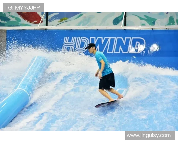 时尚与舒适并存 潜水泳装为夏季水上运动带来全新体验