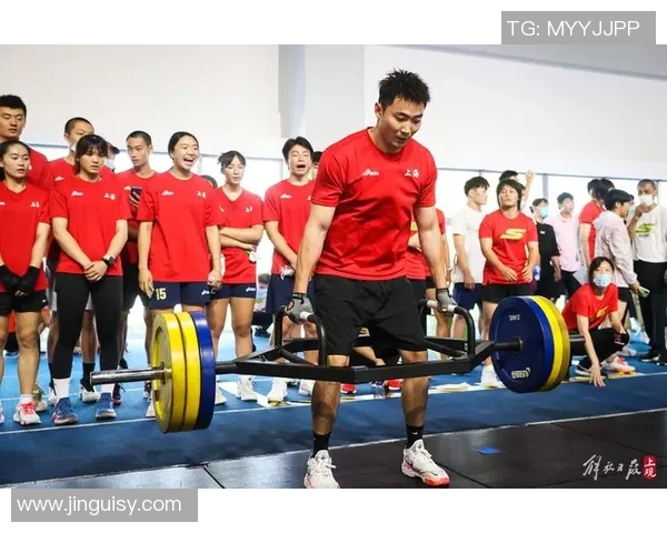 成都足球队在全国耐力排行榜中荣登第六名展现出色体能与拼搏精神